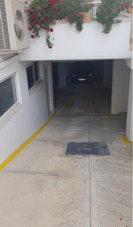 Coastline Apartments ساراندا المظهر الخارجي الصورة