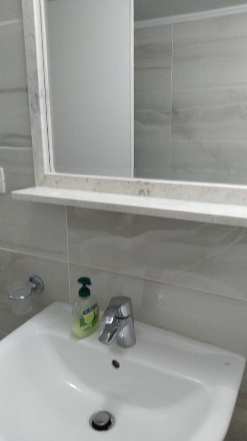 Coastline Apartments ساراندا المظهر الخارجي الصورة