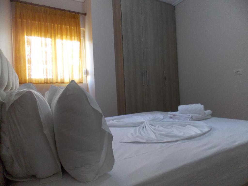 Coastline Apartments ساراندا المظهر الخارجي الصورة